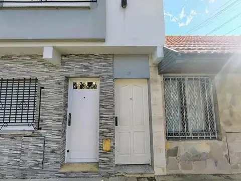 PH EN VENTA LA PLATA 1 DORMITORIO PATIO PLAZA BELGRANO