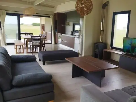 HERMOSA CASA EN GOLF CLUB