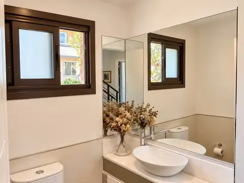 En Alquiler: Duplex de 3 Dorm. con Galería y Asador