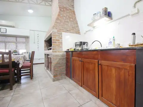 Casa en Venta en General San Martín, USD 105.000