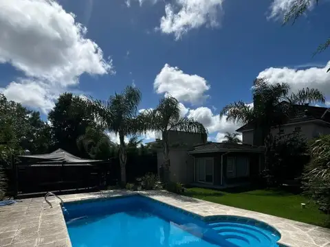 Casa en Venta de 4 dormitorios