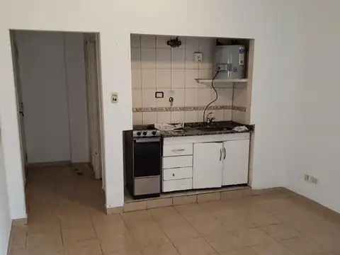Departamento en Alquiler en Constitución, $ 360.000