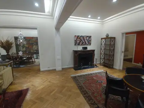 Departamento en Alquiler 80 años