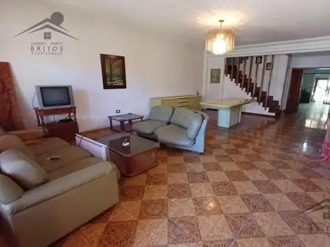 Casa en Alquiler de 4 dormitorios