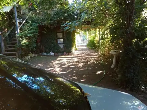 Complejo sobre Av.Victor Hugo al 800