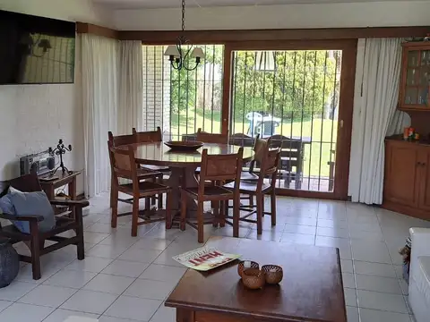 Casa en Alquiler Temporal de 4 dormitorios