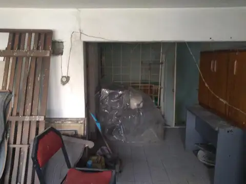Depto Tipo Casa en Venta 50 años