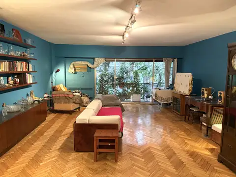 Sobrio departamento - Apto profesional y/o comercial
