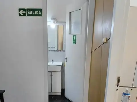 Oficina en Alquiler 50 años
