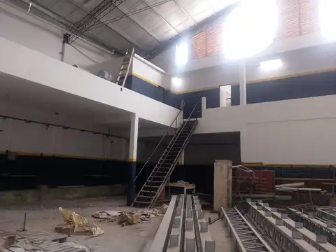 GALPON INDUSTRIAL 2.500MTS - A  80MTS DE VERGARA