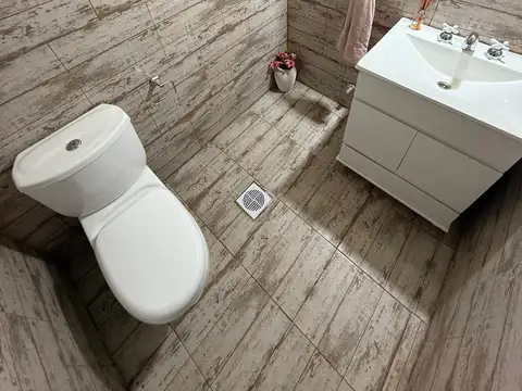 Casa en venta en Barrio Parque Los Robles - Lote de 1.500m²