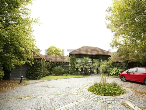 calle 506 bis y calle 133 , Piso 0