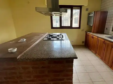 Casa en Venta en City Bell, USD 199.000