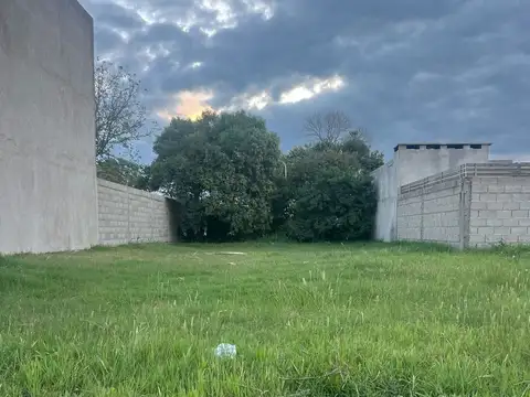 Lote en Venta 250 mt seguridad Siloe Villa Esquiú