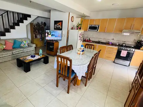 Casa en venta - 3 Dormitorios 2 Baños - Barracas