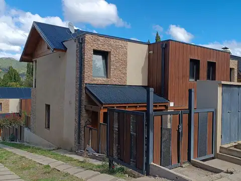 Depto Tipo Casa en Venta de 4 ambientes