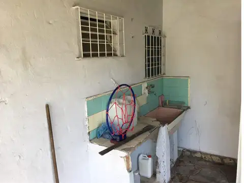 CASA EN LOTE PROPIO :: APTO CREDITO :: COCHERA :: 3 DORMITOR