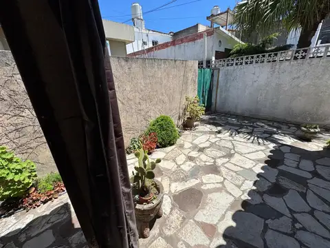 Depto Tipo Casa en Venta en San Antonio de Padua, USD 65.000