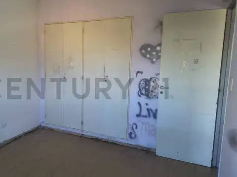 DEPARTAMENTO DE 4 AMBIENTES CON BALCÓN EN BALVANERA - APTO CRÉDITO