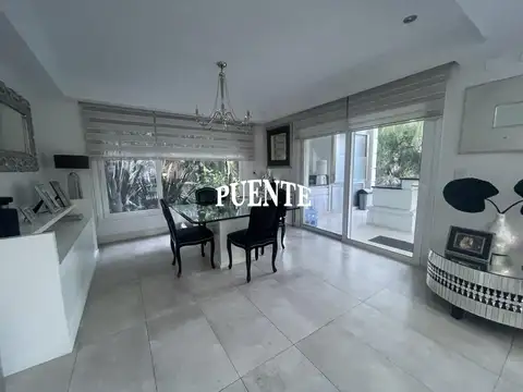 Casa en Venta en Adrogue Chico, USD 1.600.000