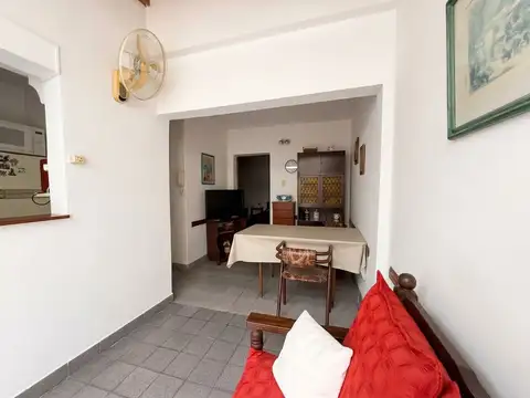 PH 2 AMB. - PATIO Y TERRAZA PROPIA · SIN EXPENSAS