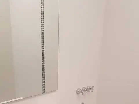 Monambiente muy luminoso a estrenar con balcón y cochera fija