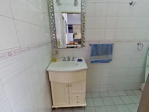 Depto Tipo Casa en Venta 50 años