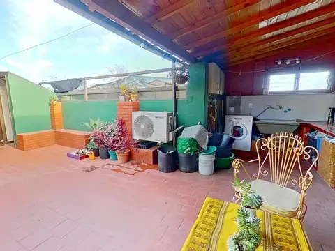 Depto Tipo Casa en Venta de 2 dormitorios