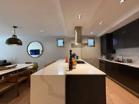 Departamento 10 ambientes con 3 baños