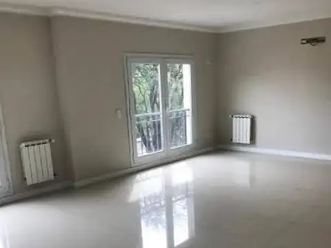 Departamento 4 ambientes con 4 baños
