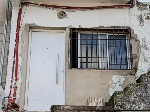 Departamento en Isidro Casanova