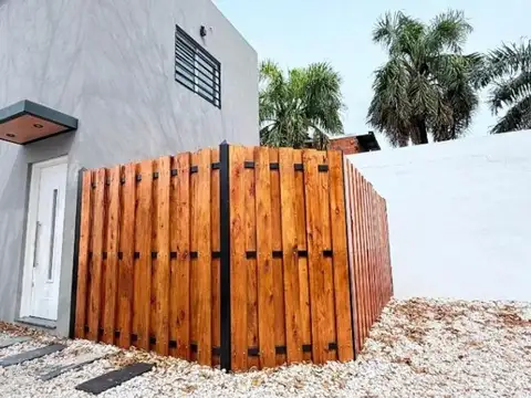 Depto Tipo Casa en Venta con 1 cocheras