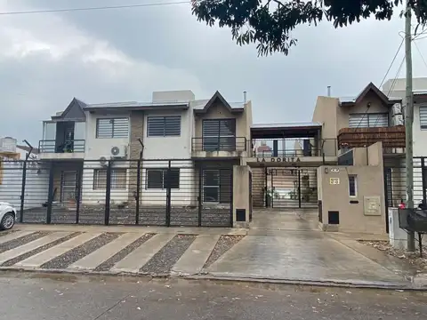 Arguero 400, Piso PB