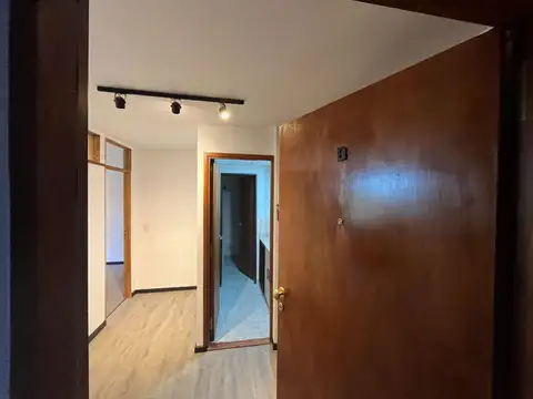 Juan José Paso 100