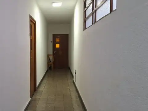 2 Dormitorios – 1º Piso por Escalera - 3 de Febrero 2429