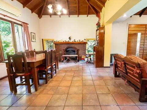 Casa en Venta en Loma Verde, USD 150.000