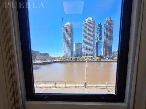 OFICINA 5 AMBIENTES CON COCHERA Y VISTA AL DIQUE – PUERTO MADERO.