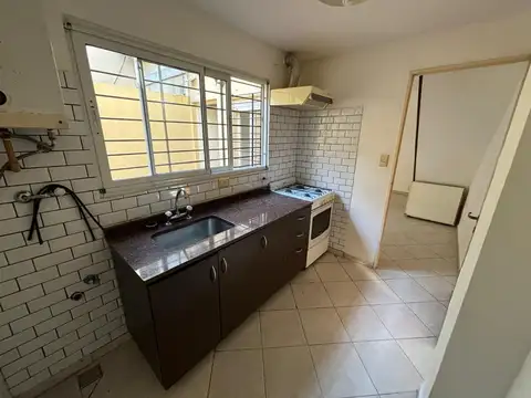 Depto Tipo Casa 2 ambientes con 1 baño
