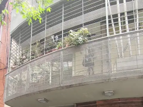 Amplio 2 Ambientes en Villa Crespo con Balcon