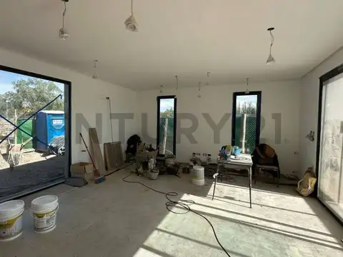 VENTA DE CASA EN POZO  - BARRIO ACACIAS DE TERRADA