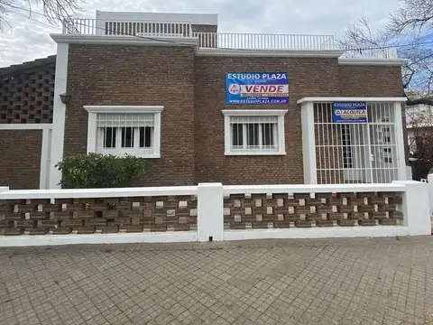 Castro Barros 5493