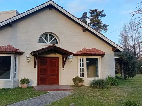 Casa en Venta de 5 dormitorios