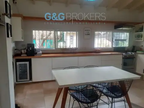 Casa en Venta en Barrio Parque Leloir, USD 390.000