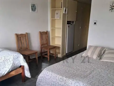 Espora 100, Piso 0