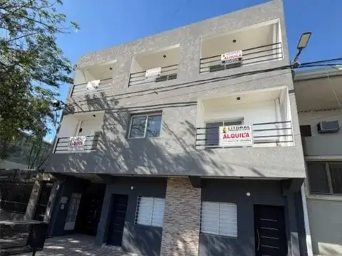 DEPARTAMENTO 2 AMBIENTES - CENTRO, RESISTENCIA