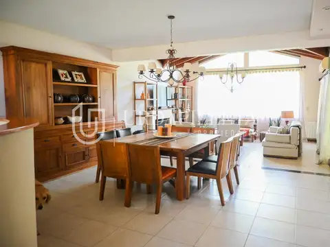 Casa en Venta en La Masía, USD 350.000