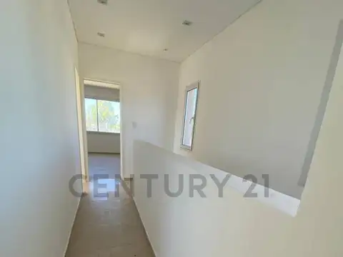 CASA MINIMALISTA EN SANTA LUCIA