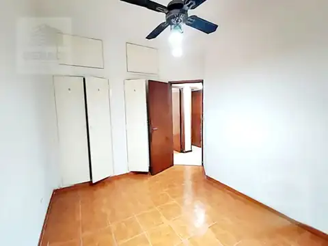- REBAJADO - Departamento 3 amb tipo casa con 2 patios en Caballito