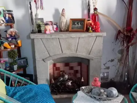 Casa 4 ambientes con 1 baño