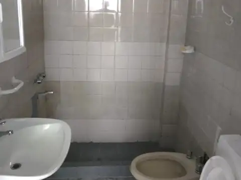 Depto Tipo Casa en Venta en Villa Ballester, USD 42.000